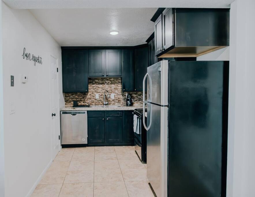 Cozy Apartment A Few Steps From The Capitol سالت ليك سيتي المظهر الخارجي الصورة